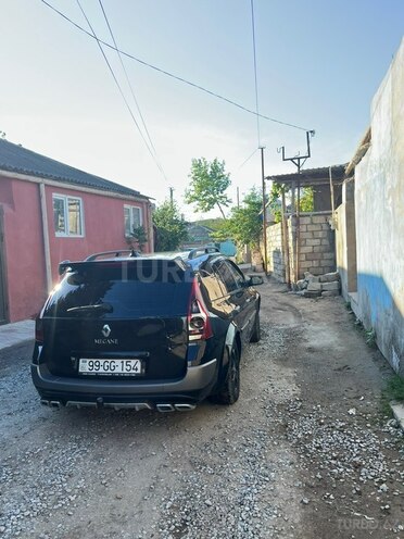 Renault Megane-6