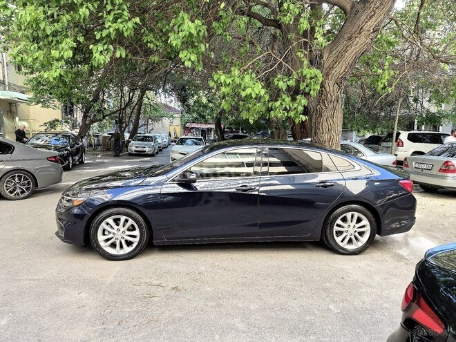Chevrolet Malibu-8