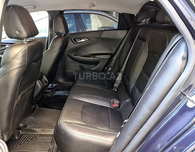 Chevrolet Malibu-11