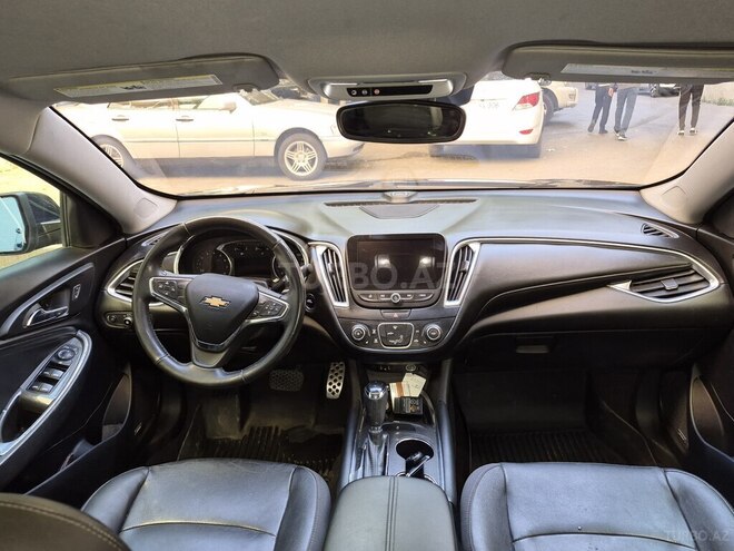 Chevrolet Malibu-13