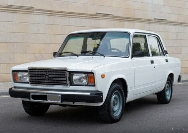 LADA (VAZ) 2107-1