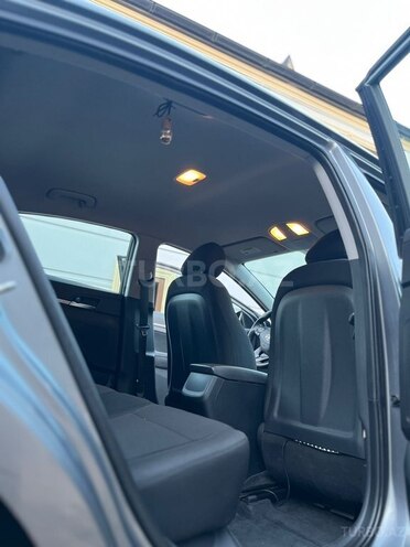 Hyundai Elantra-11