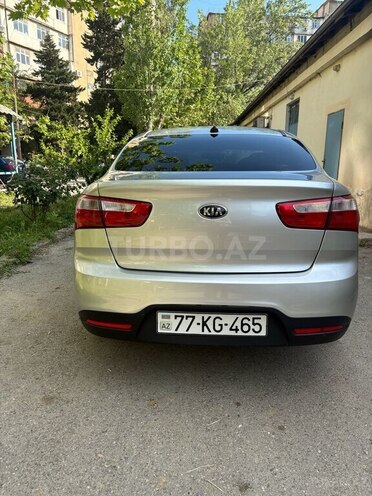 Kia Rio-2