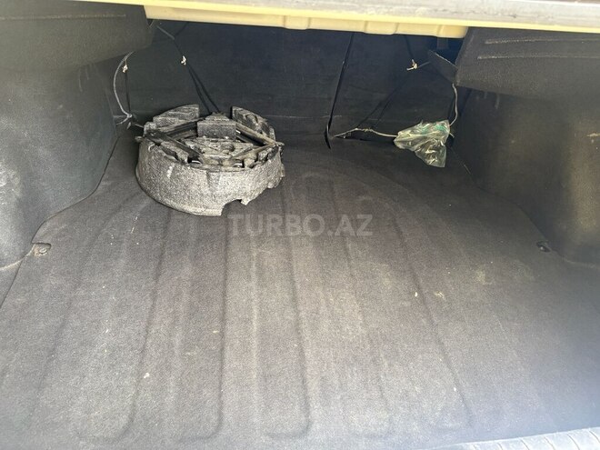 Kia Rio-12