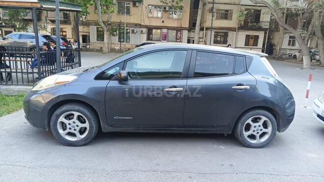 Nissan Leaf-4