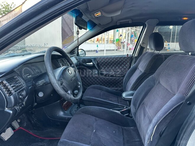Opel Vectra-12