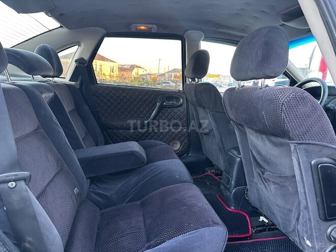 Opel Vectra-11