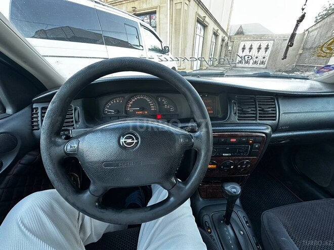 Opel Vectra-18