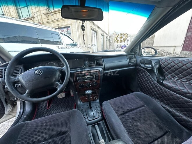 Opel Vectra-14