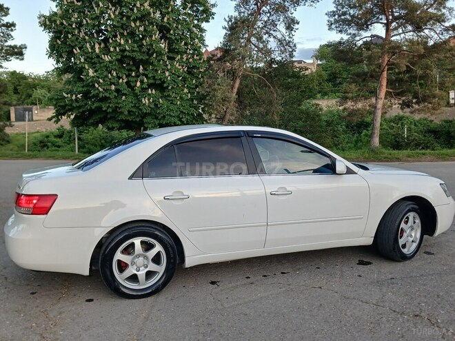 Hyundai Sonata-10