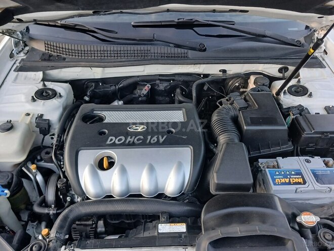 Hyundai Sonata-20