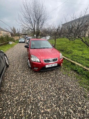 Kia Rio-1