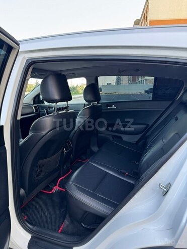 Kia Sportage-13
