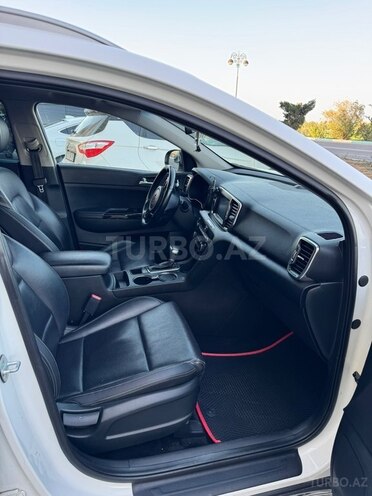 Kia Sportage-11