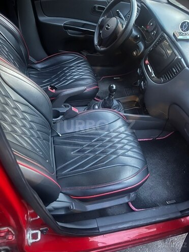 Kia Rio-4