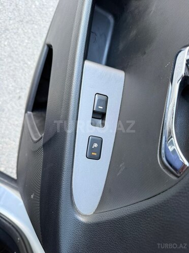 Kia Sportage-12