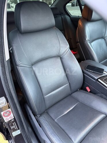 BMW 525-8