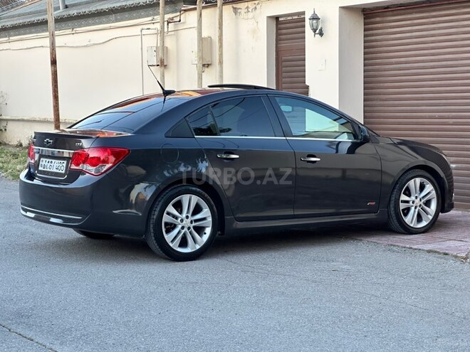 Chevrolet Cruze-7