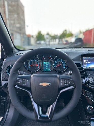 Chevrolet Cruze-17