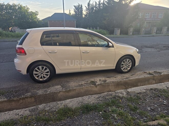Volkswagen Golf-4