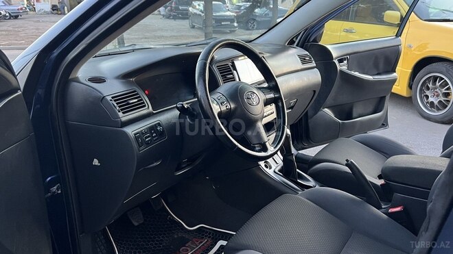 Toyota Corolla-10
