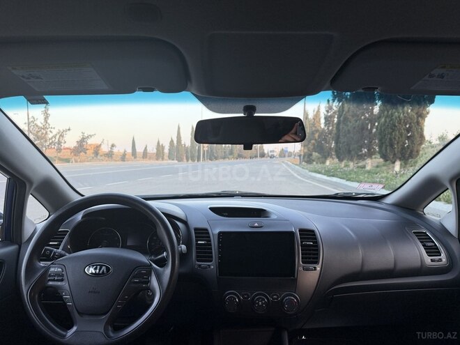 Kia Forte-14