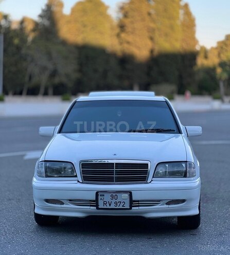 Mercedes C 200-2