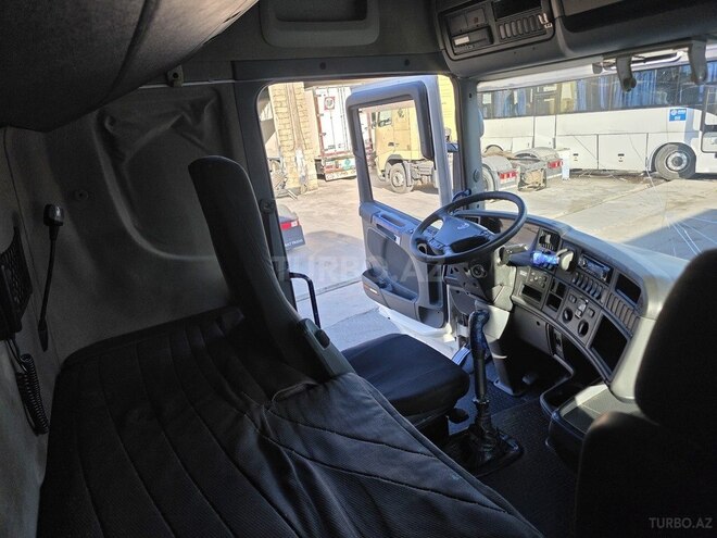 Scania R440-4