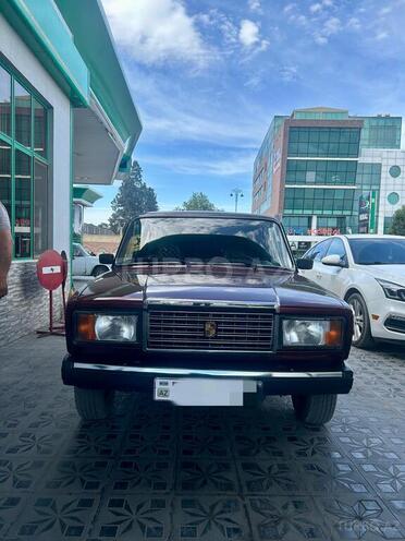 LADA (VAZ) 2107-1