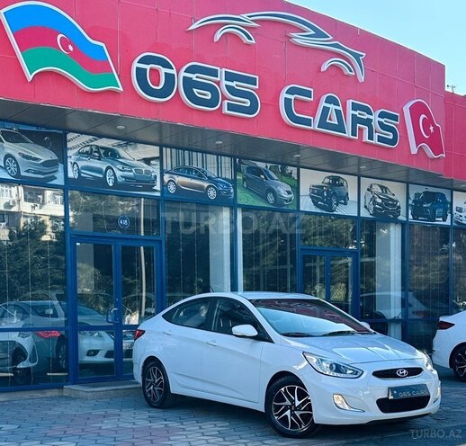 Hyundai Accent-5