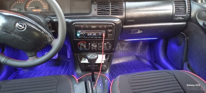 Opel Vectra-7