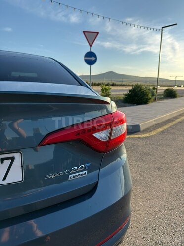 Hyundai Sonata-15