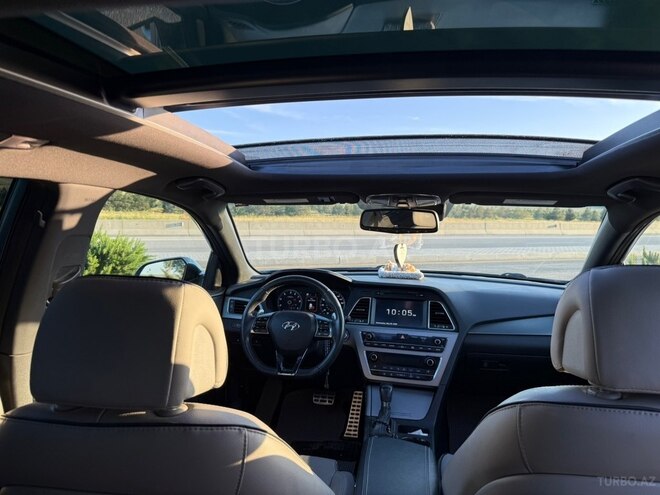 Hyundai Sonata-20