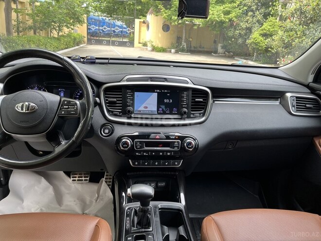 Kia Sorento-4