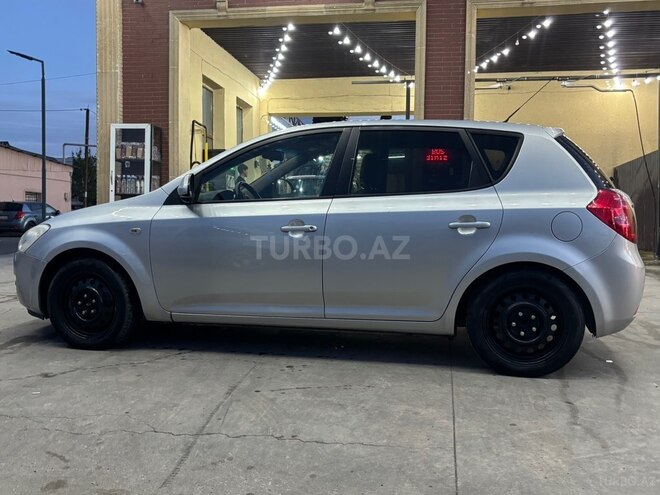 Kia Ceed-5