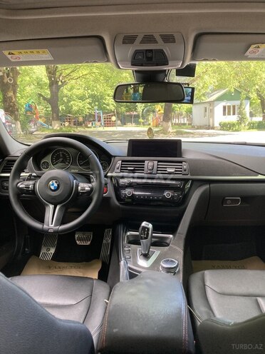 BMW 320d-10