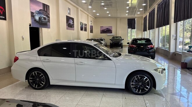 BMW 330-6