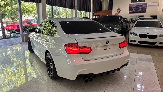 BMW 330-10