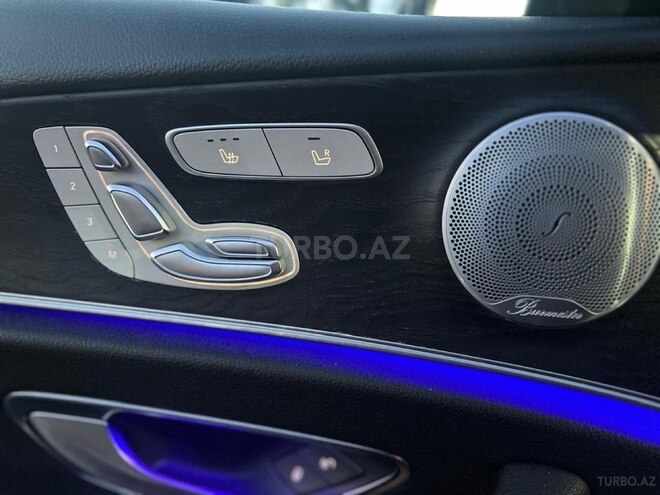 Mercedes E 300-14