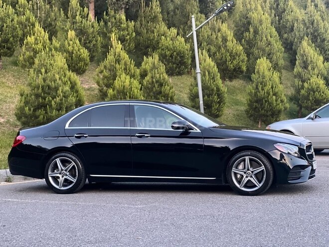 Mercedes E 300-9