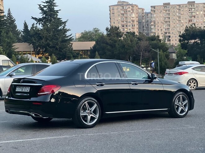 Mercedes E 300-8