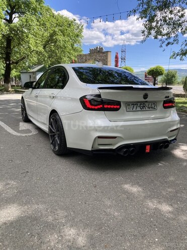 BMW 320d-6