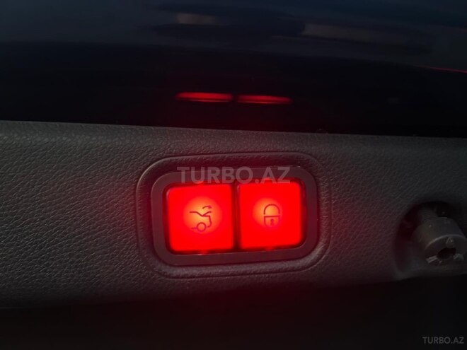 Mercedes E 300-15