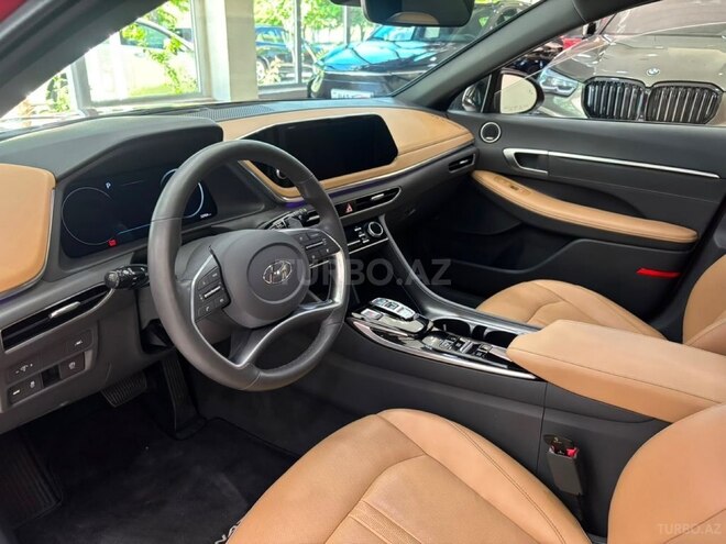 Hyundai Sonata-20