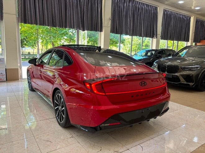 Hyundai Sonata-9