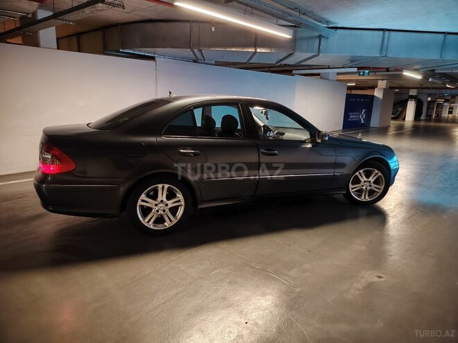 Mercedes E 220-8