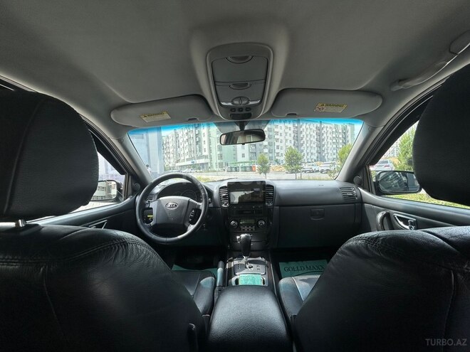Kia Sorento-8