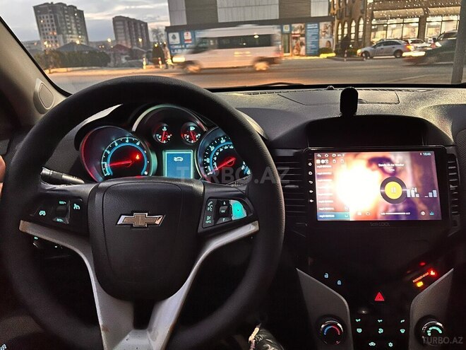 Chevrolet Cruze-6