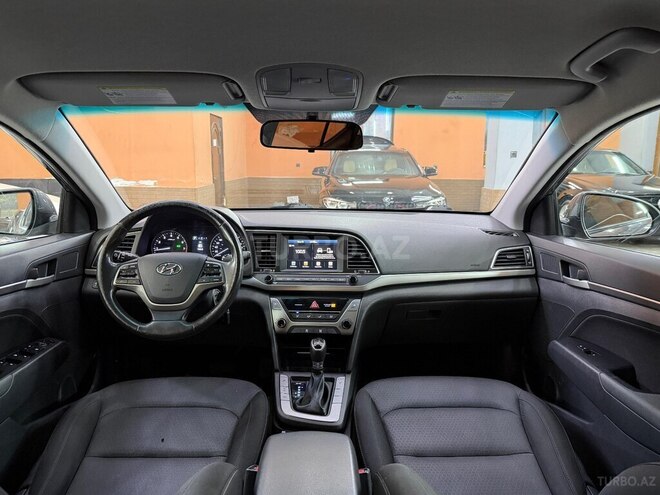Hyundai Elantra 2017, 190,021 km - 2.0 l - Xırdalan