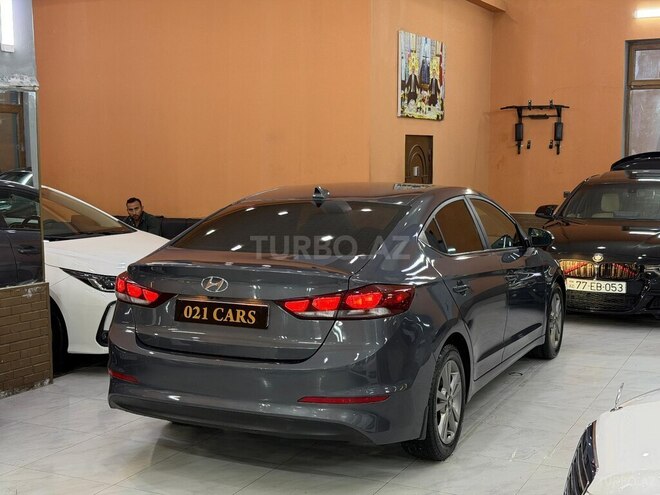 Hyundai Elantra 2017, 190,021 km - 2.0 l - Xırdalan